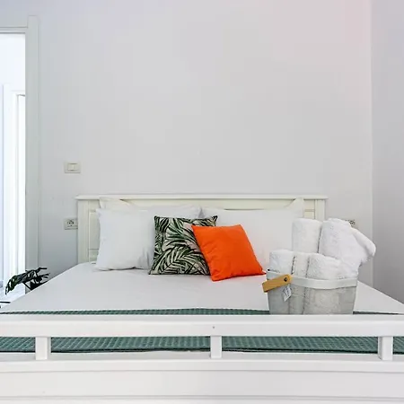 House Of Stones 7, Cozy W Parking Appartement Himarë